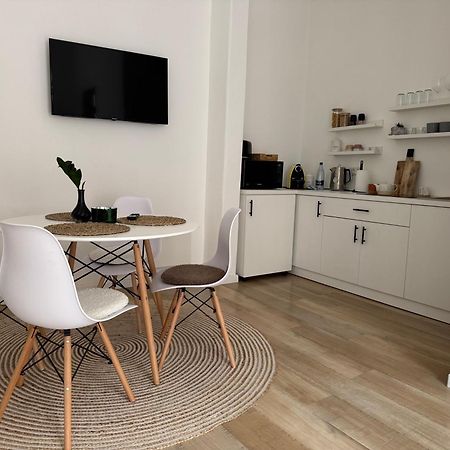 Central - Cozy Studio Arad Esterno foto